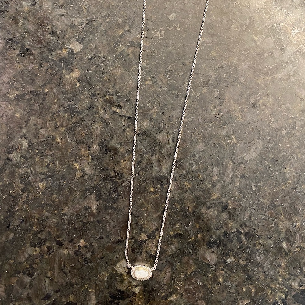 Kendra Scott Small Silver Pendant Necklace